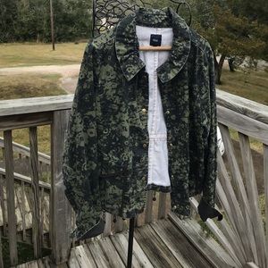 Gap camouflage jacket XL